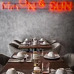 ホテル Moon & Sun