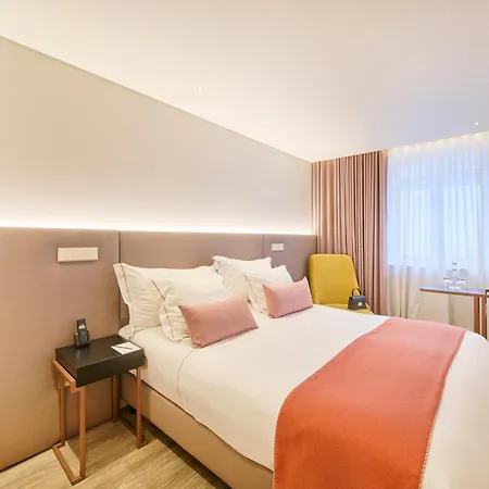 Готель Moon & Sun 4*