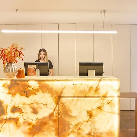 Готель Moon & Sun 4*