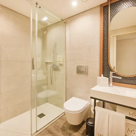 Moon & Sun Hotel 4*