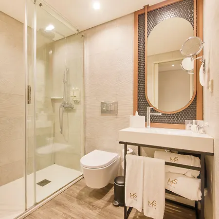 Moon & Sun Hotel 4*