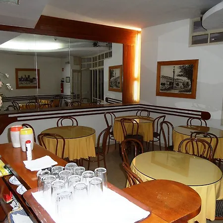 Готель Moon & Sun 4*